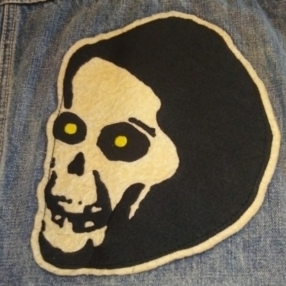 ☠️Kill City Studded Patched Denim Vest - Picture 6 of 9